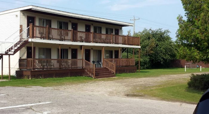 Four Star Motel - Web Listing (newer photo)